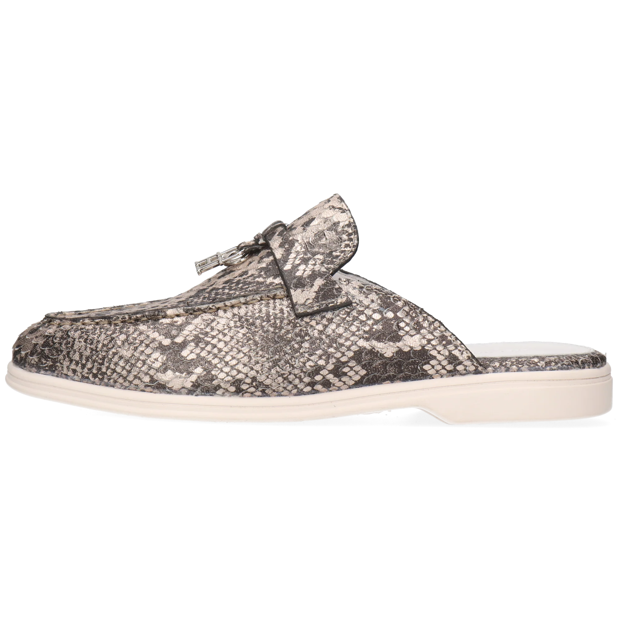 Adley 15 - Image 3