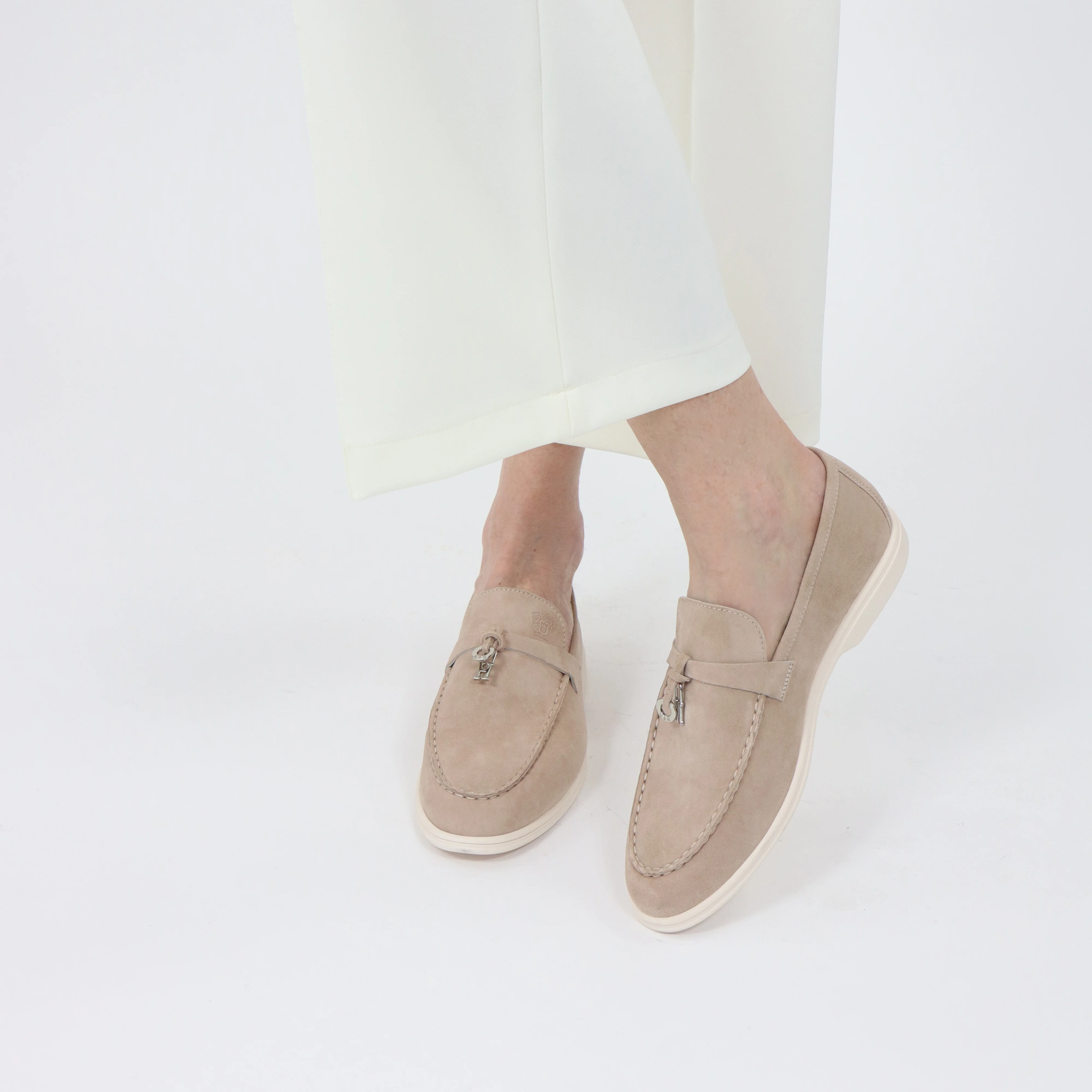 Adley 3 - Image 7