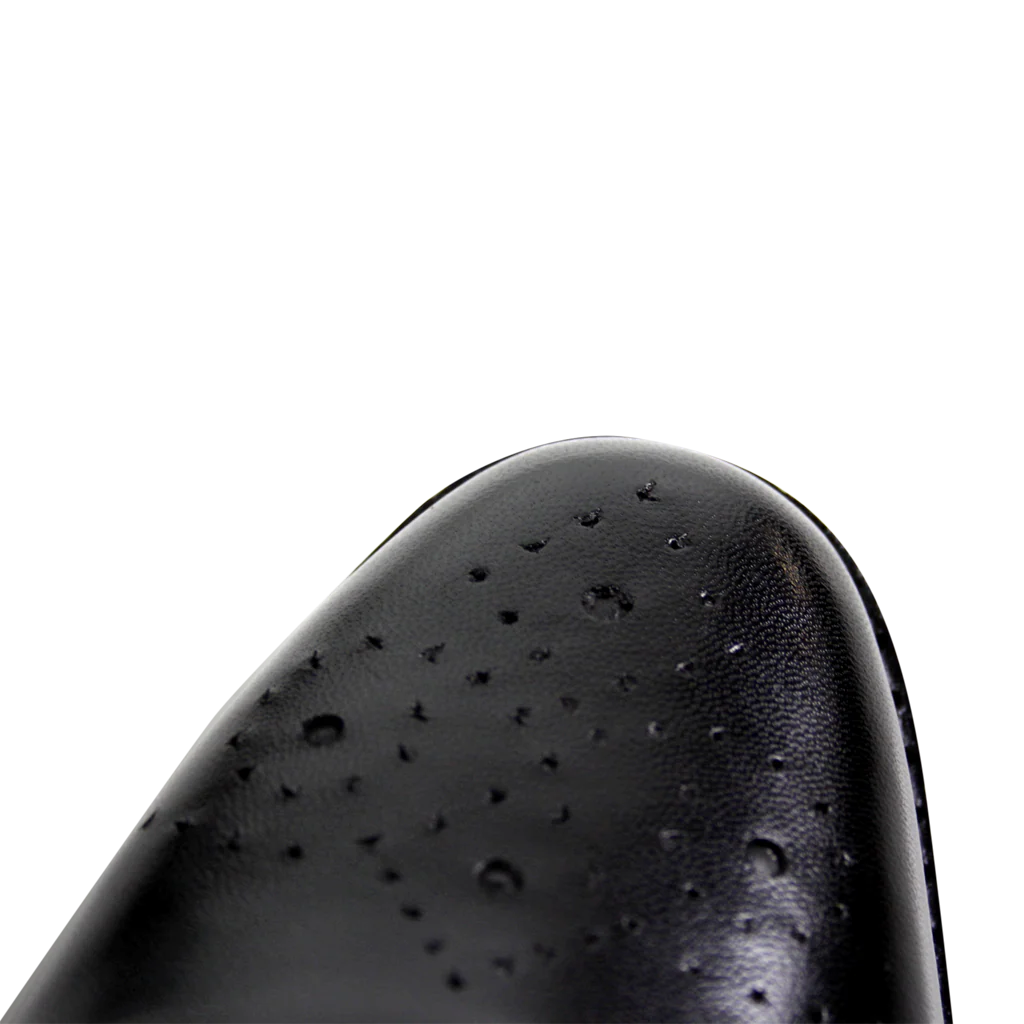 Anna 26 - Image 6
