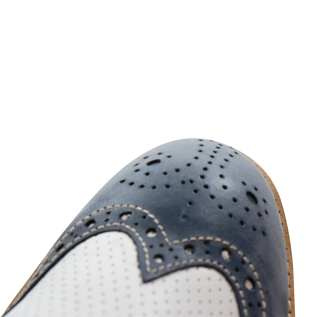 Ella 10 - Image 6
