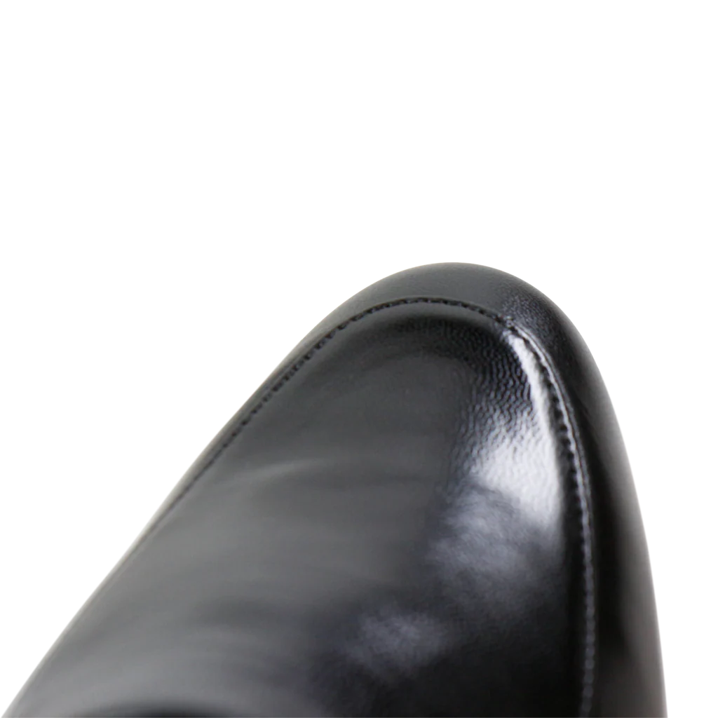Mia 5 - Image 6