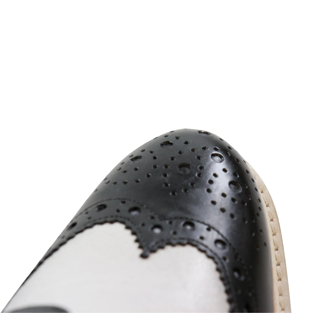 Molly 12 - Image 6