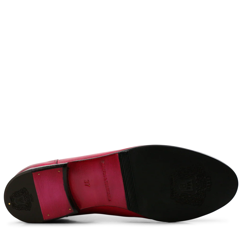 Sally 16 - Image 5