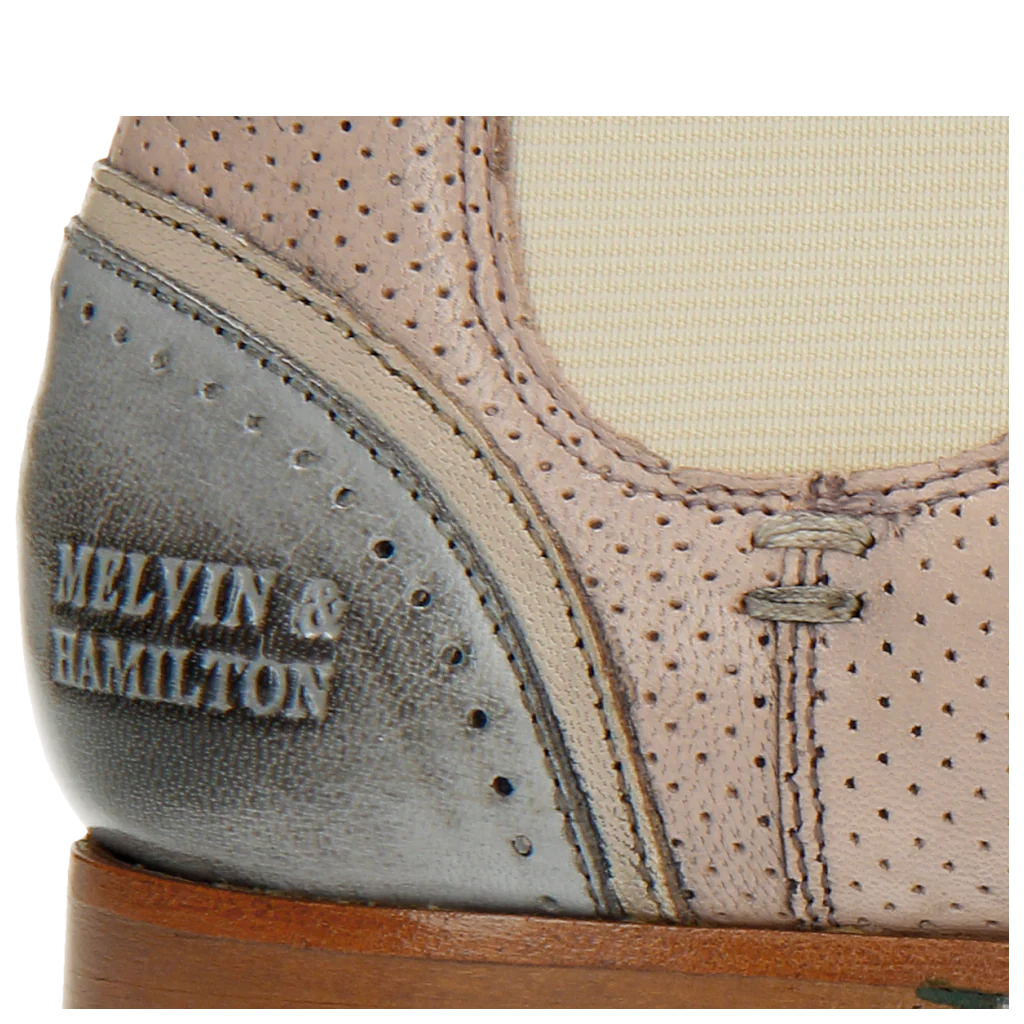 Sally 19 - Image 7