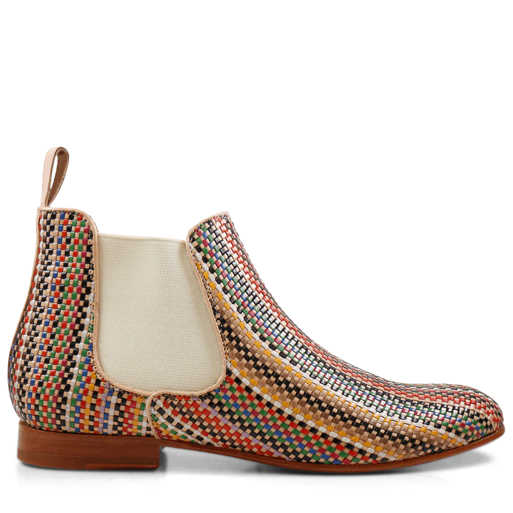Sally 25 - Image 3