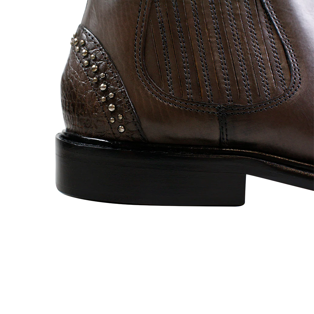 Sally 46 - Image 7