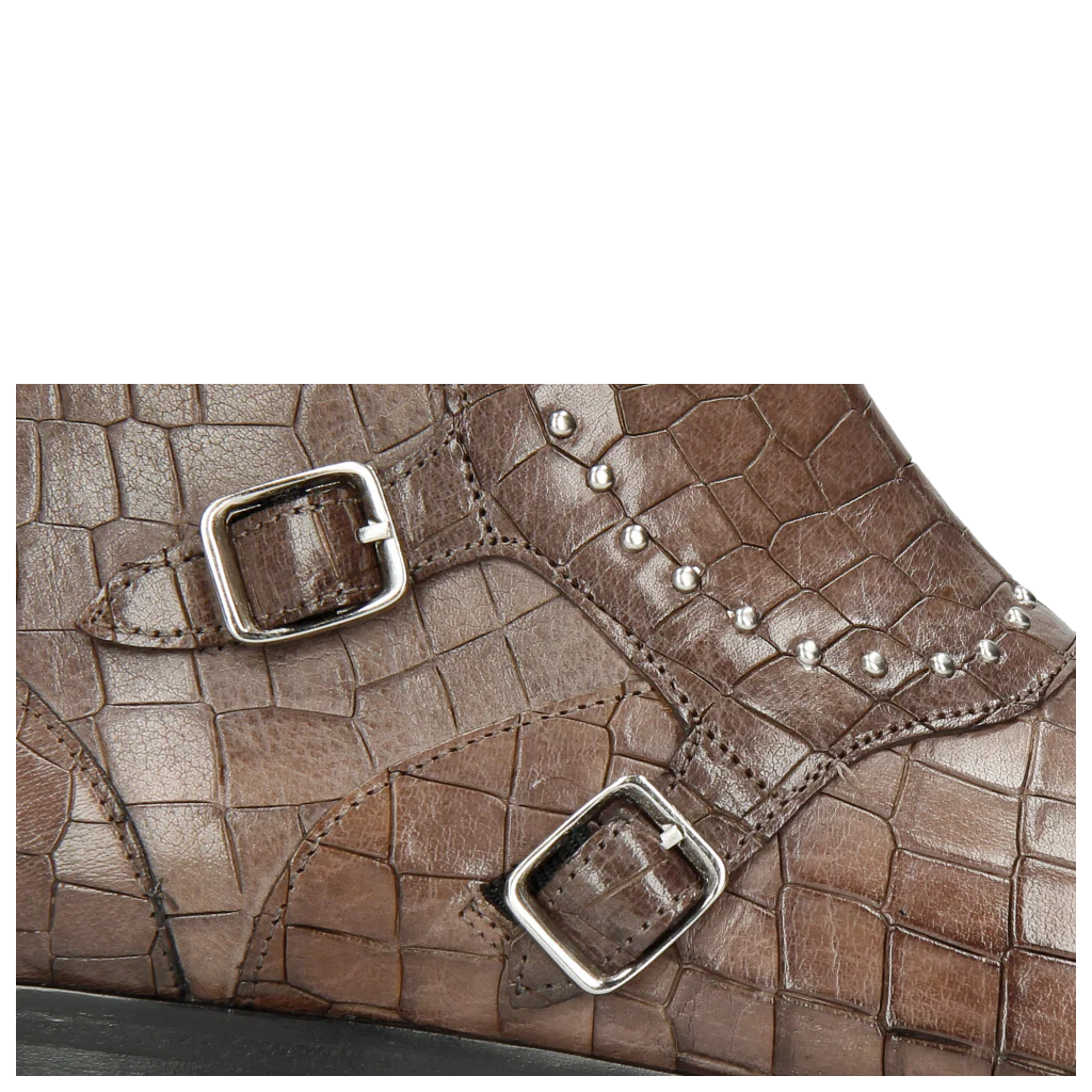 Susan 45 - Image 7